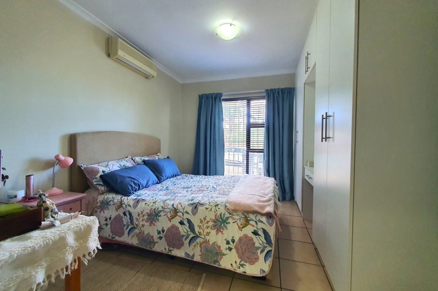 2 Bedroom Property for Sale in Ruwari Western Cape